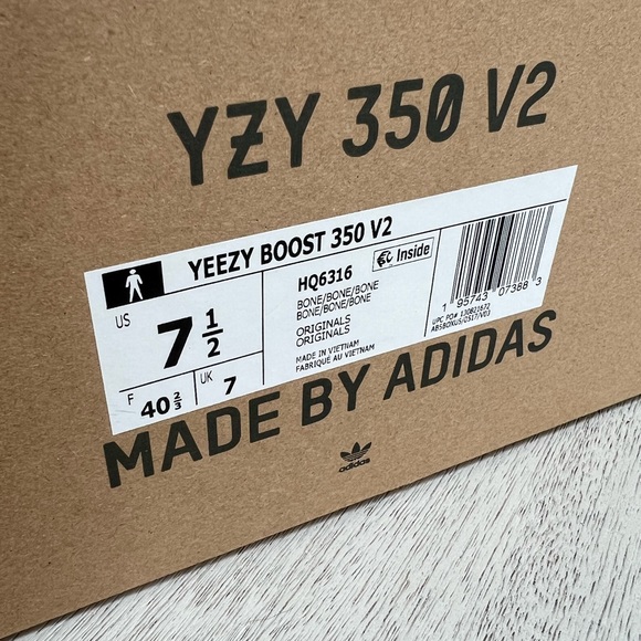 YEEZY BOOST 350 V2 - Picture 7 of 7
